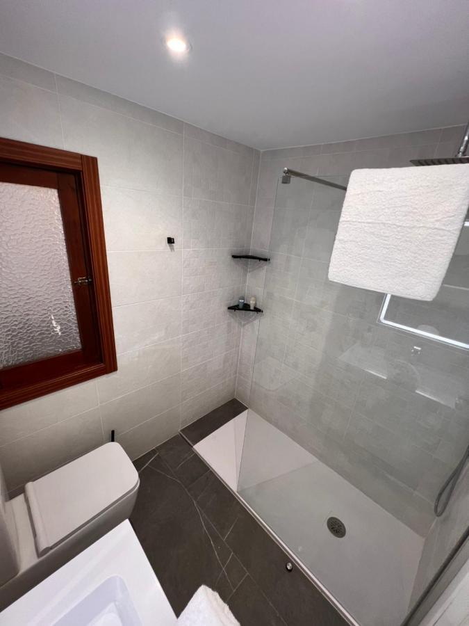 Apartamento Espacioso De Diseno A 3 Min Renfe. Cordova Esterno foto
