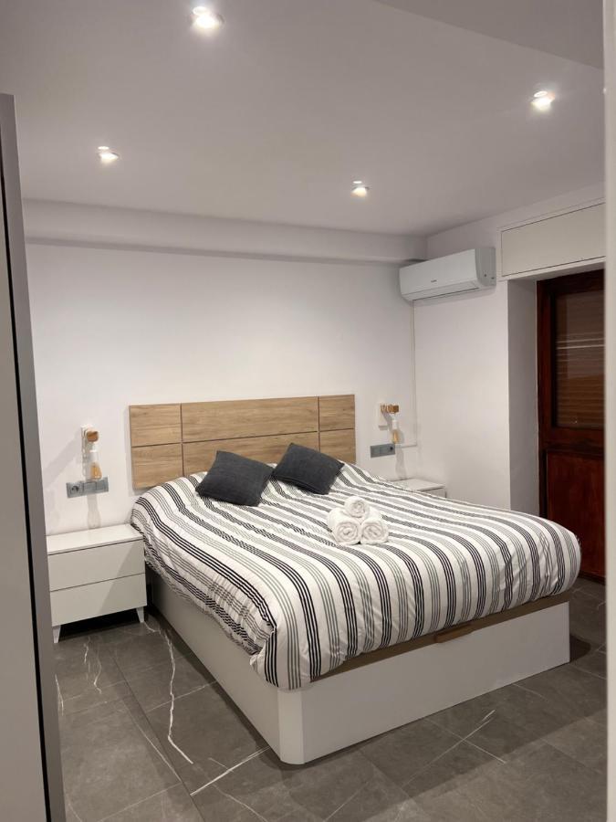 Apartamento Espacioso De Diseno A 3 Min Renfe. Cordova Esterno foto